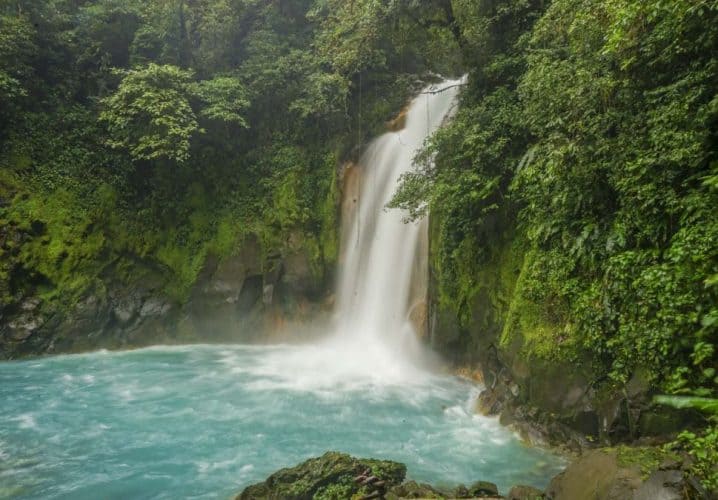 Rio Celeste, Costa Rica: How to Visit This Magical Blue Waterfall ...